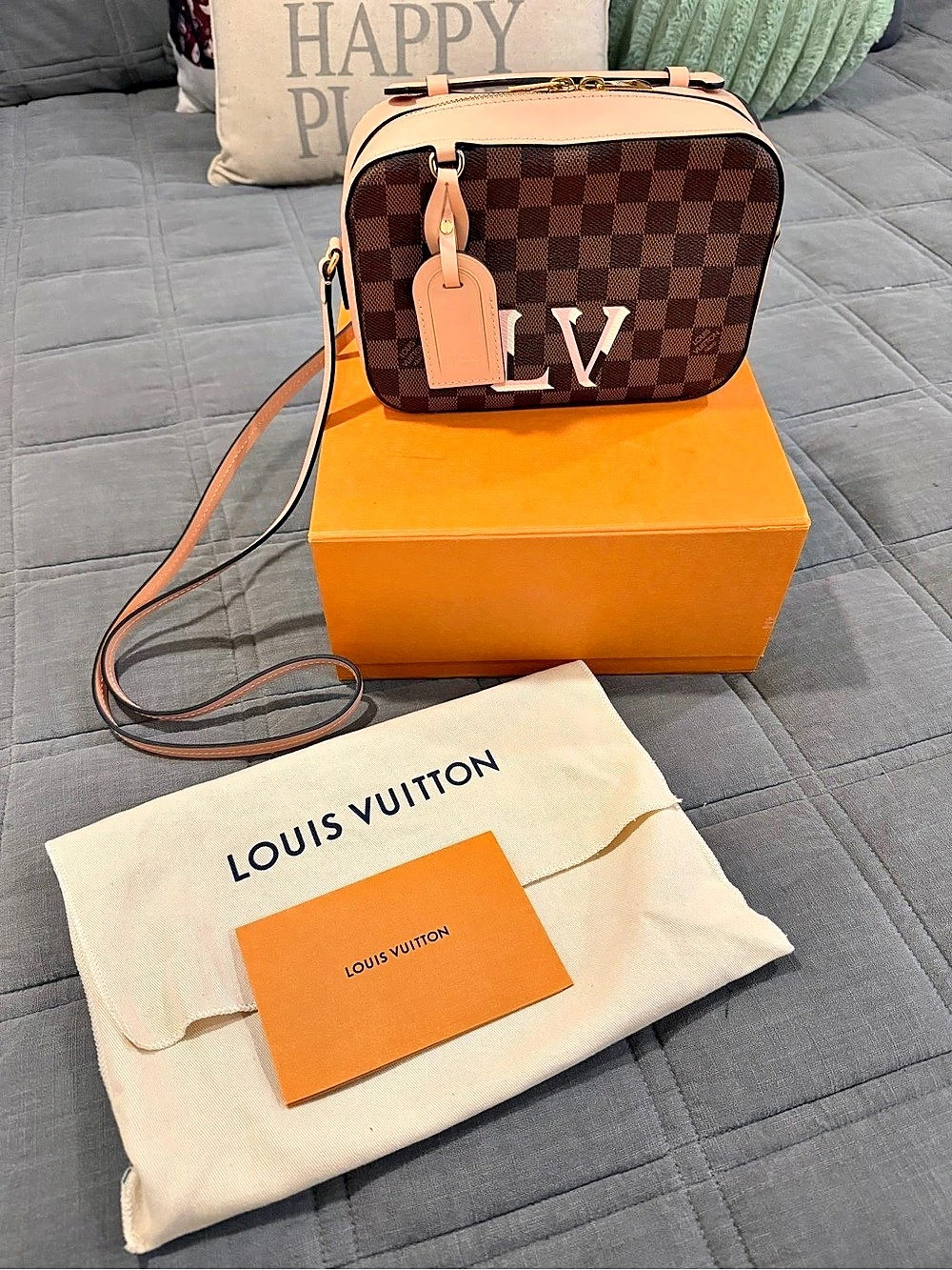 Louis Vuitton Damier Ebene Santa Monica Crossbody - Picture 2 of 16